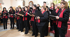 Coro polifinoco di Serdiana in azione alla rassagna dei Cori Polifonici Parrocchiali della Forania di Dolianova - Sinnai, a Donori, Nella Chiesa di San Giorgio Vescovo Domenica 5 Gennaio 2014