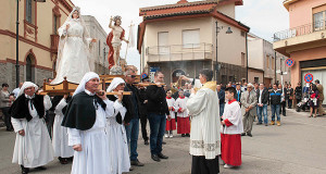 Foto Pasqua di Risurrezione Processione de S'incontru 2014 - Donori - 20 Aprile 2014 - ParteollaClick